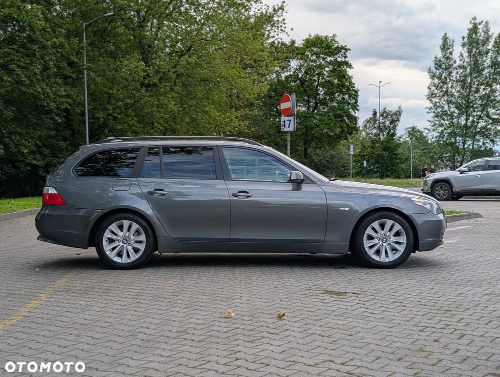 BMW Seria 5 520d - 3
