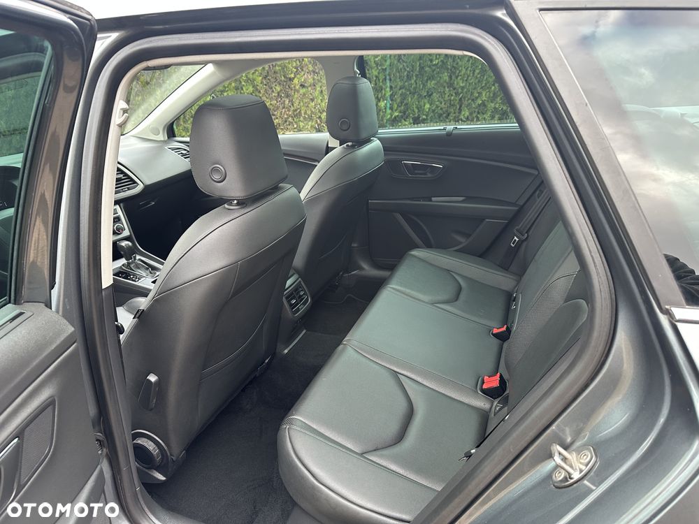 Seat Leon 2.0 TDI DPF DSG Xcellence - 9