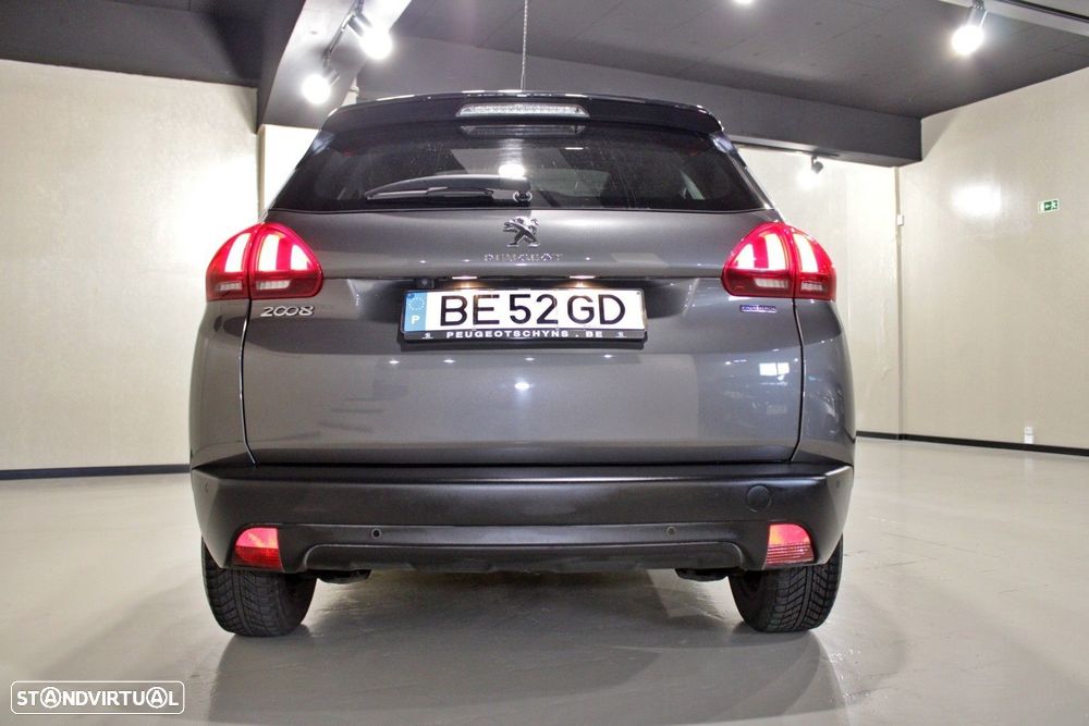 Peugeot 2008 1.2 PureTech Style EAT6 - 15