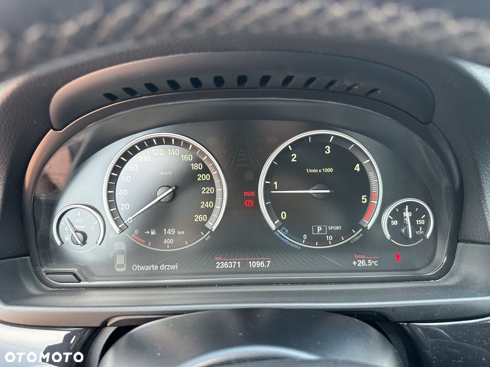 BMW Seria 5 520d - 7