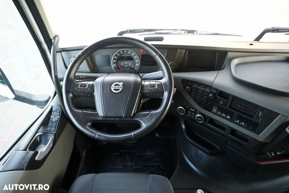 Volvo FH 500 / I-SHIFT / 2019 / 2 REZERVORE 1500 L / - 30