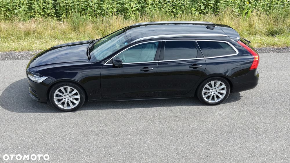 Volvo V90 D4 AWD Momentum Pro - 3