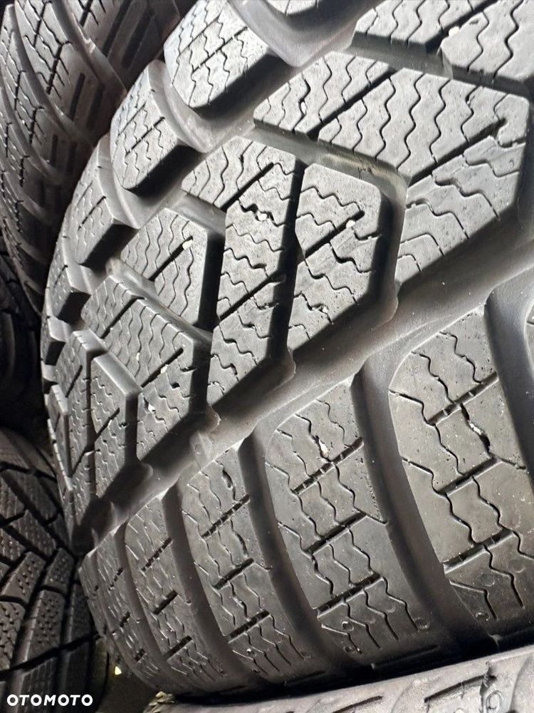 215/55r17 Pirelli SottoZero 3_6,8mm_4szt_(34) - 7