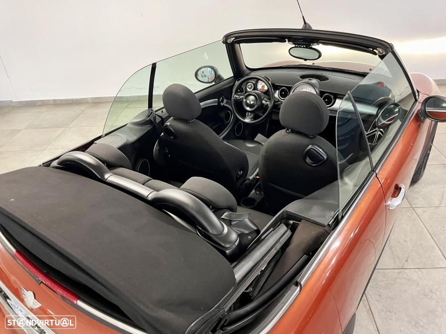 MINI Cabrio Cooper - 10