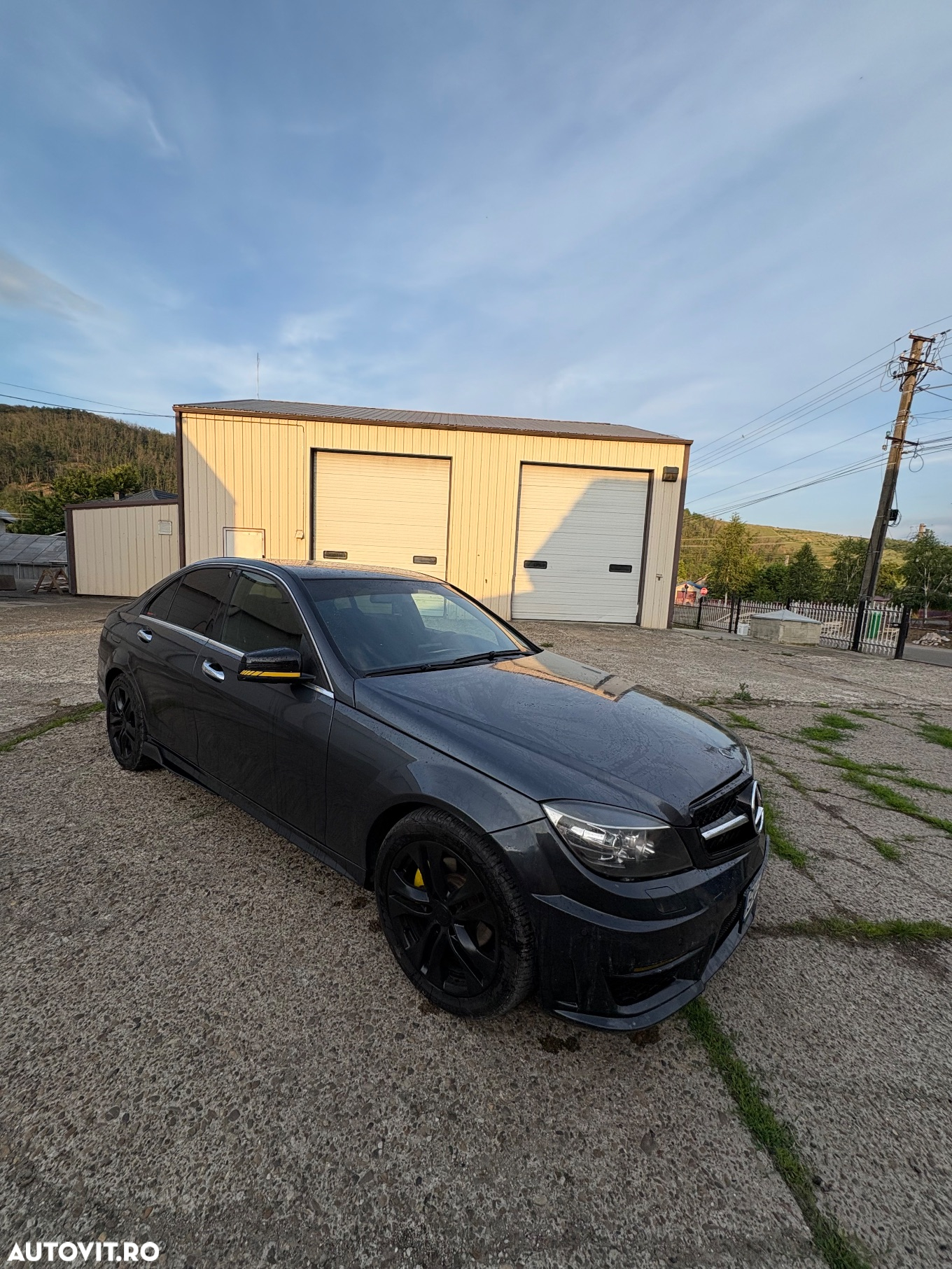 Mercedes-Benz C - 4