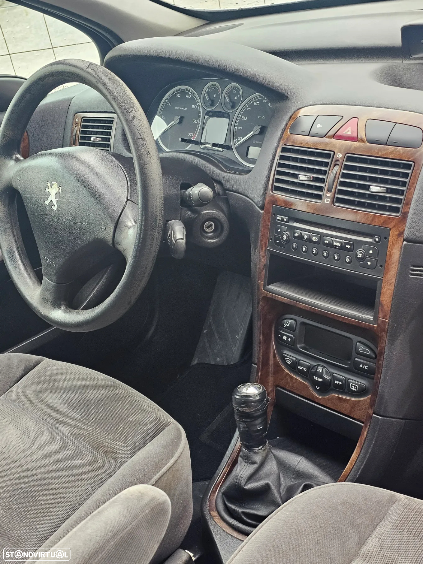 Peugeot 307 1.4 16V Premium - 6