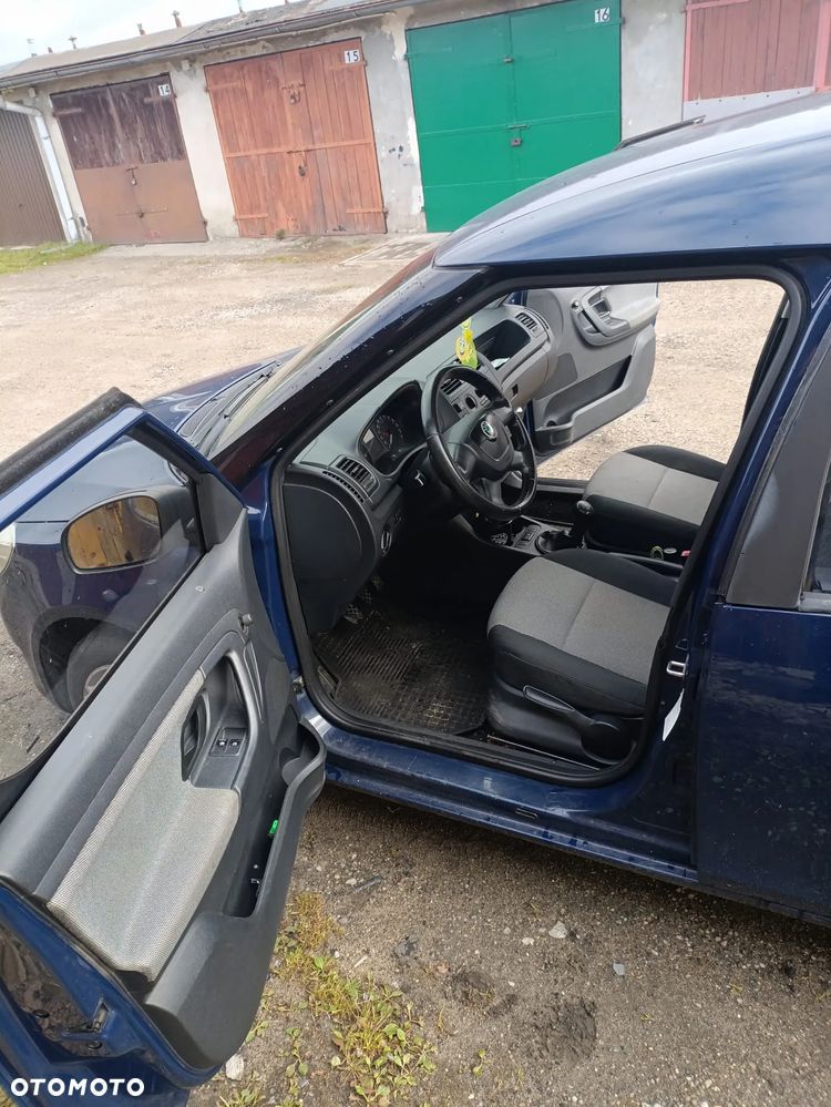 Skoda Roomster 1.4 16V Ambition - 17