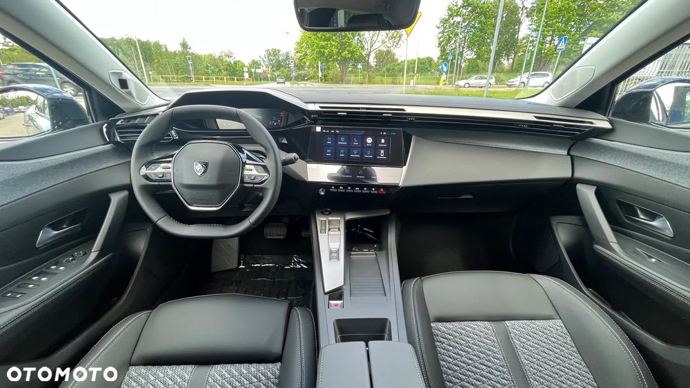 Peugeot 408 1.2 PureTech mHEV Allure S&S e-DSC6 - 12