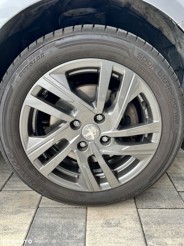 Peugeot 208 PureTech 100 EAT8 Allure Pack - 33