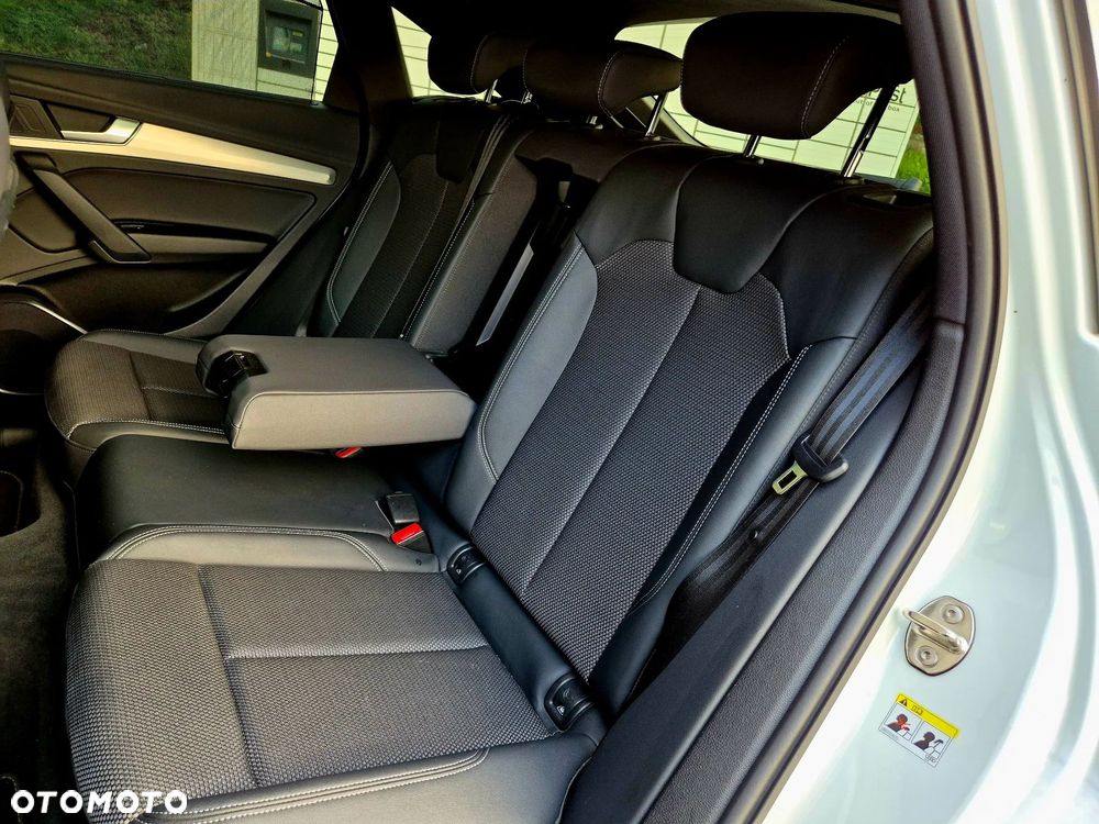 Audi Q5 Sportback 40 TDI quattro S tronic S line - 28