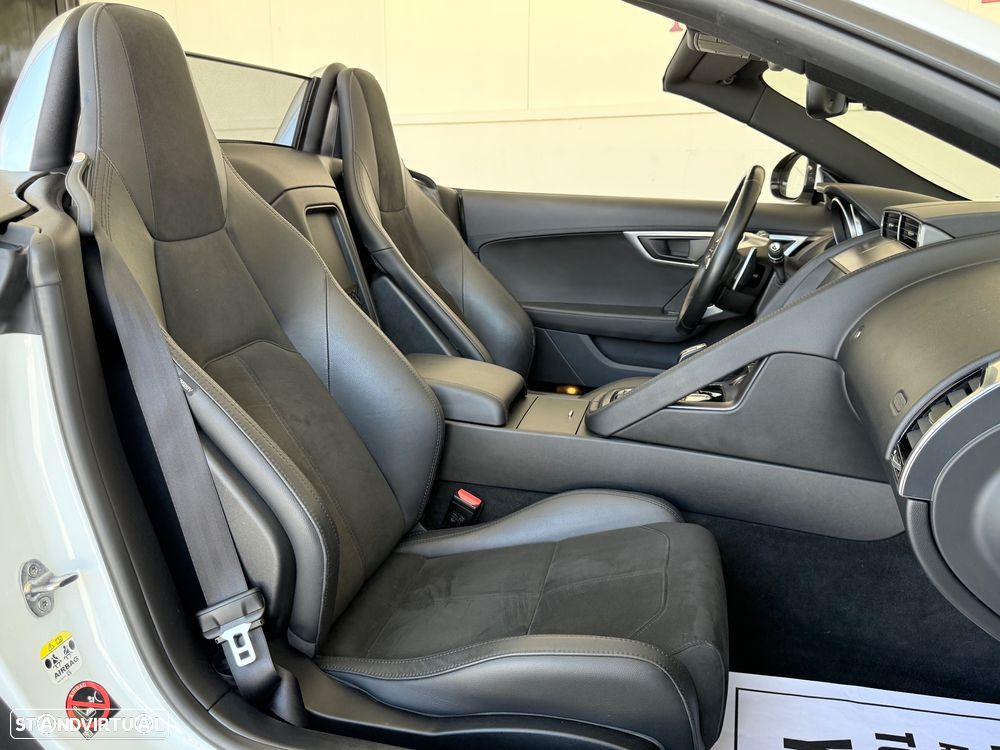 Jaguar F-Type 2.0 i4 R-Dynamic - 53