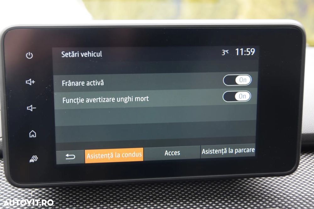 Dacia Logan TCe 90 CVT Prestige - 31