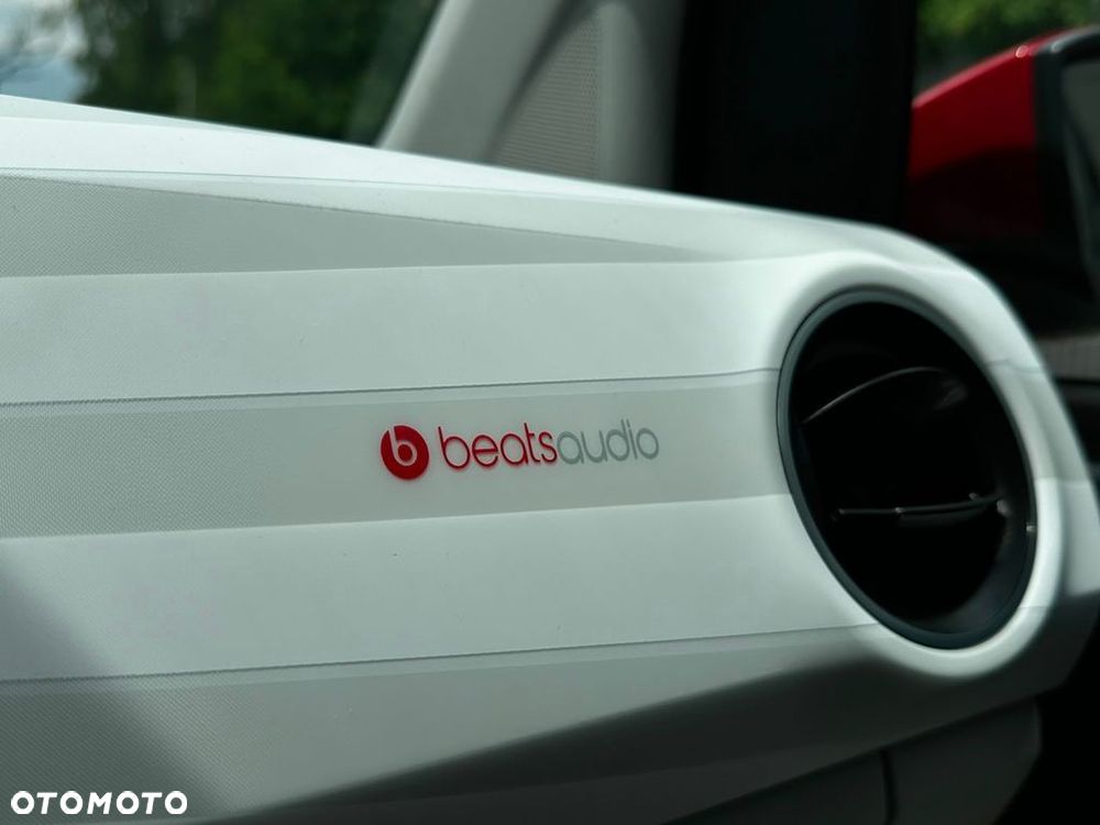 Volkswagen up! 1.0 Beats - 17