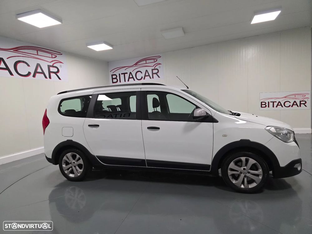 Dacia Lodgy TCe 115 Stepway - 3