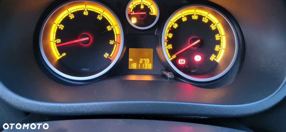 Opel Corsa 1.4 16V Sport - 21