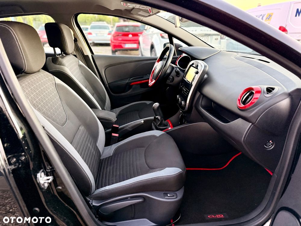Renault Clio - 28