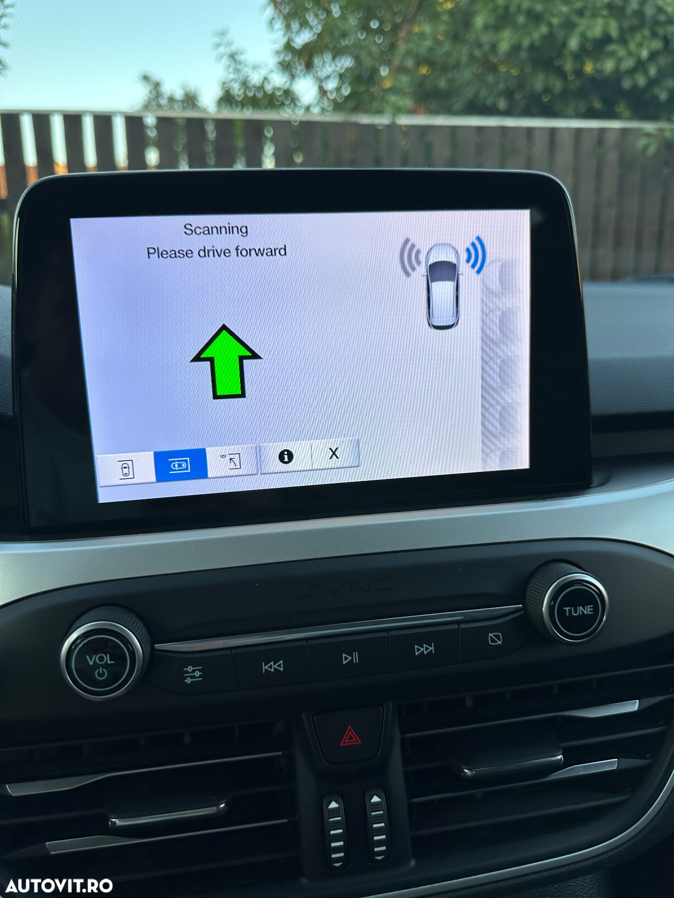 Ford Focus 2.0 EcoBlue Start-Stopp-System TITANIUM - 31