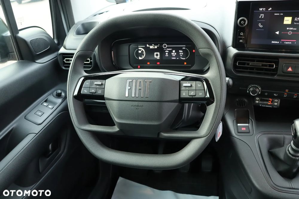 Fiat Doblo Chlodnia 2tys km Salon Pl,F-vat23,3osobowy. - 16