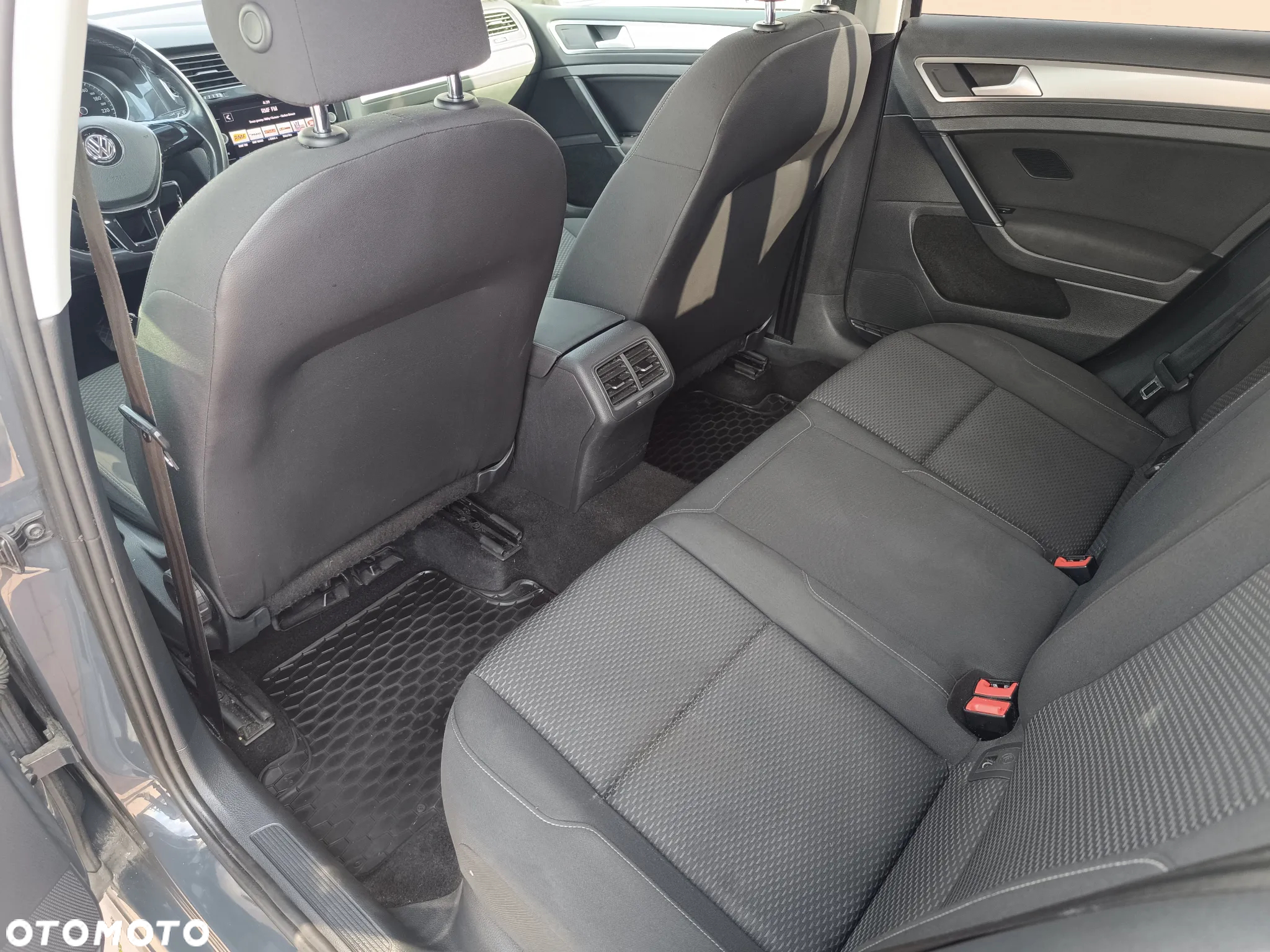 Volkswagen Golf VII 1.0 TSI BMT Trendline - 8