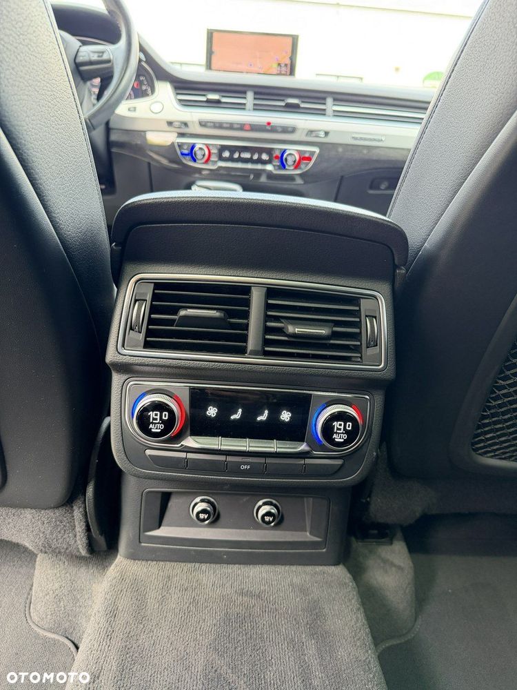 Audi Q7 - 34