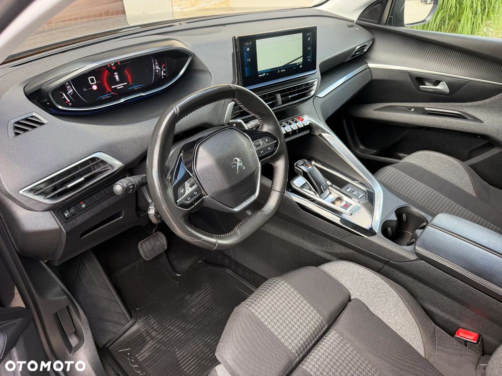 Peugeot 5008 - 9