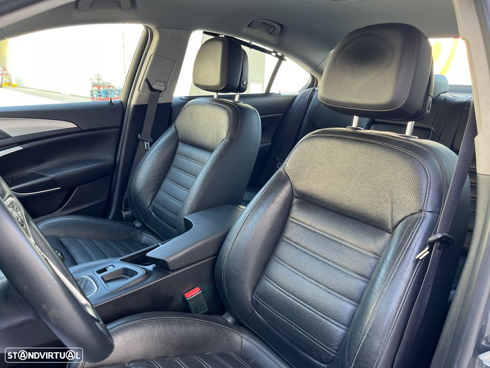 Opel Insignia 2.0 CDTI executive S/S - 27