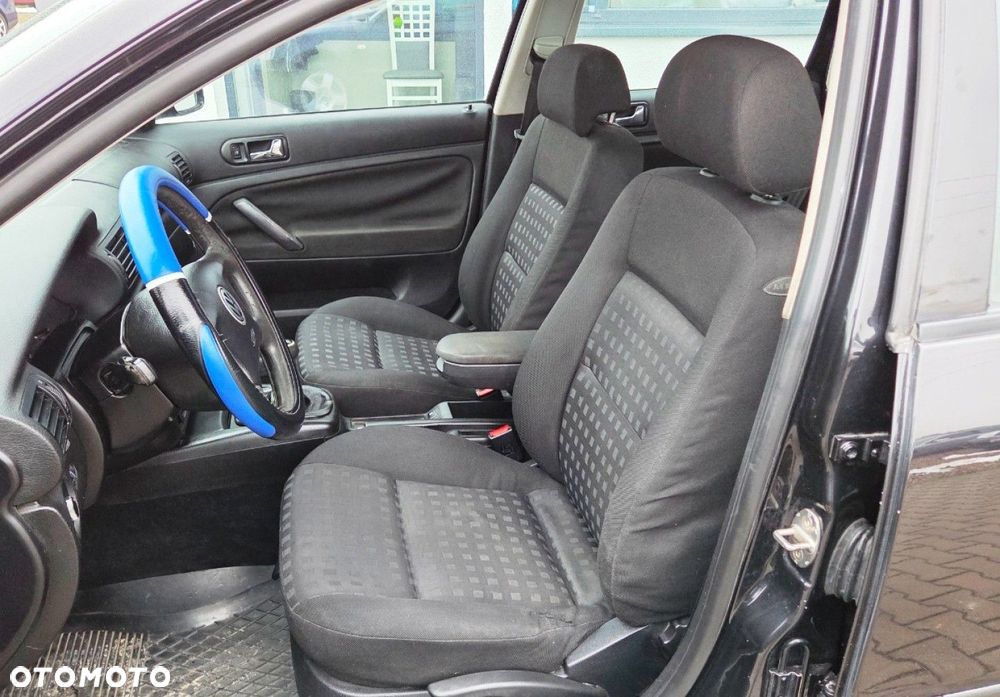 Volkswagen Passat - 18