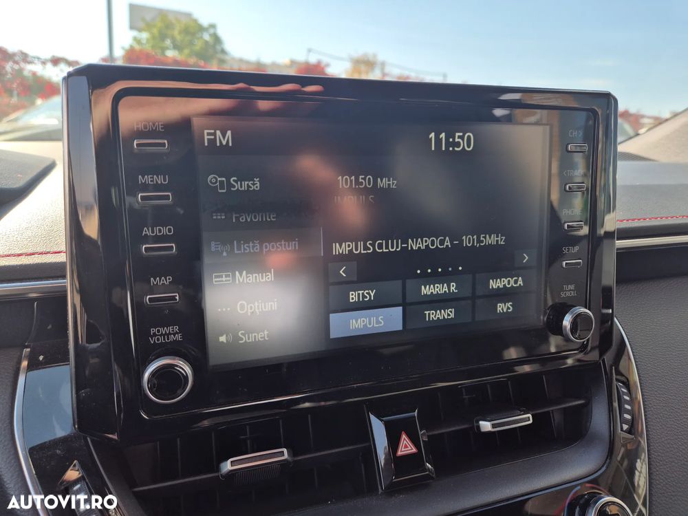 Toyota Corolla 1.8 HSD Exclusive interior Negru - 24
