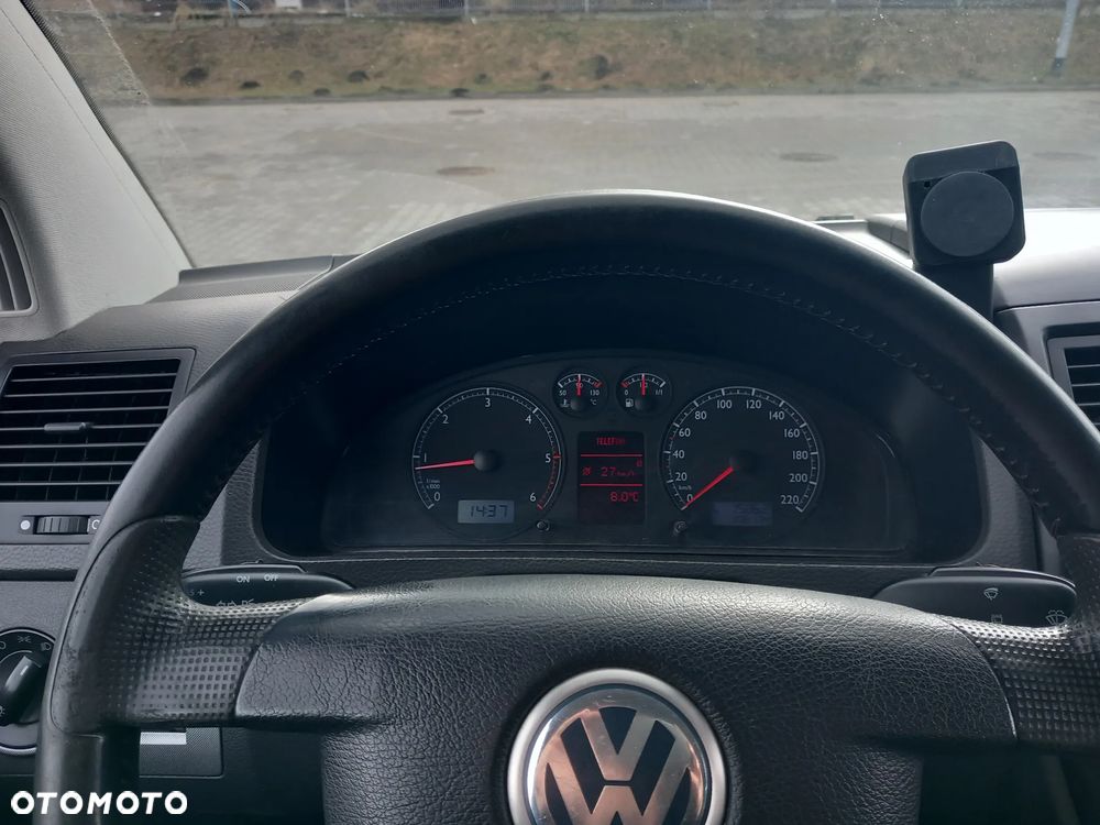 Volkswagen Multivan - 26