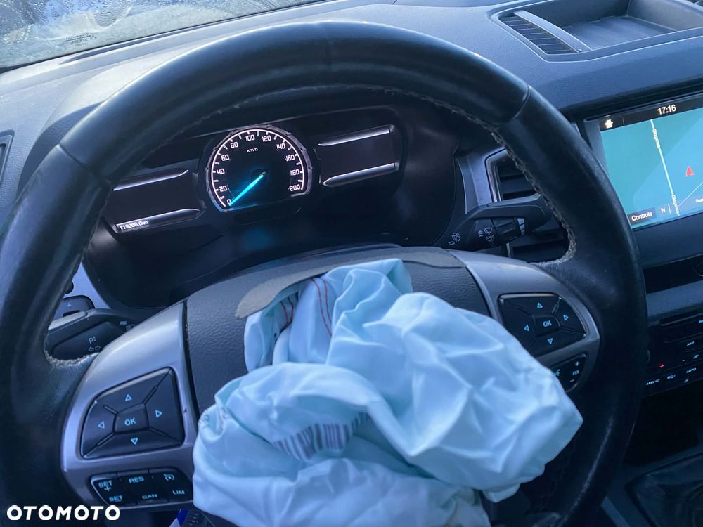 Ford Ranger XLT - 19