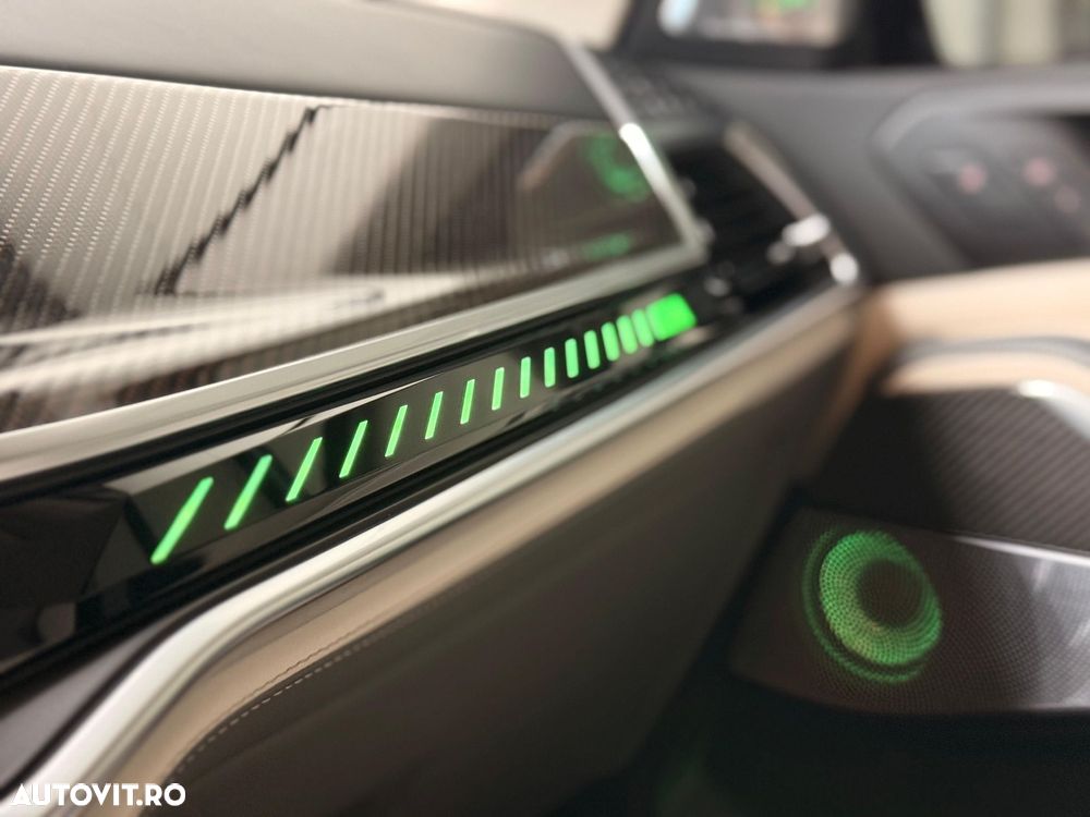 BMW X7 M60i xDrive AT MHEV - 10