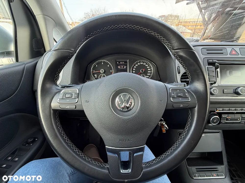 Volkswagen Golf Plus 1.6 TDI DPF Life - 24