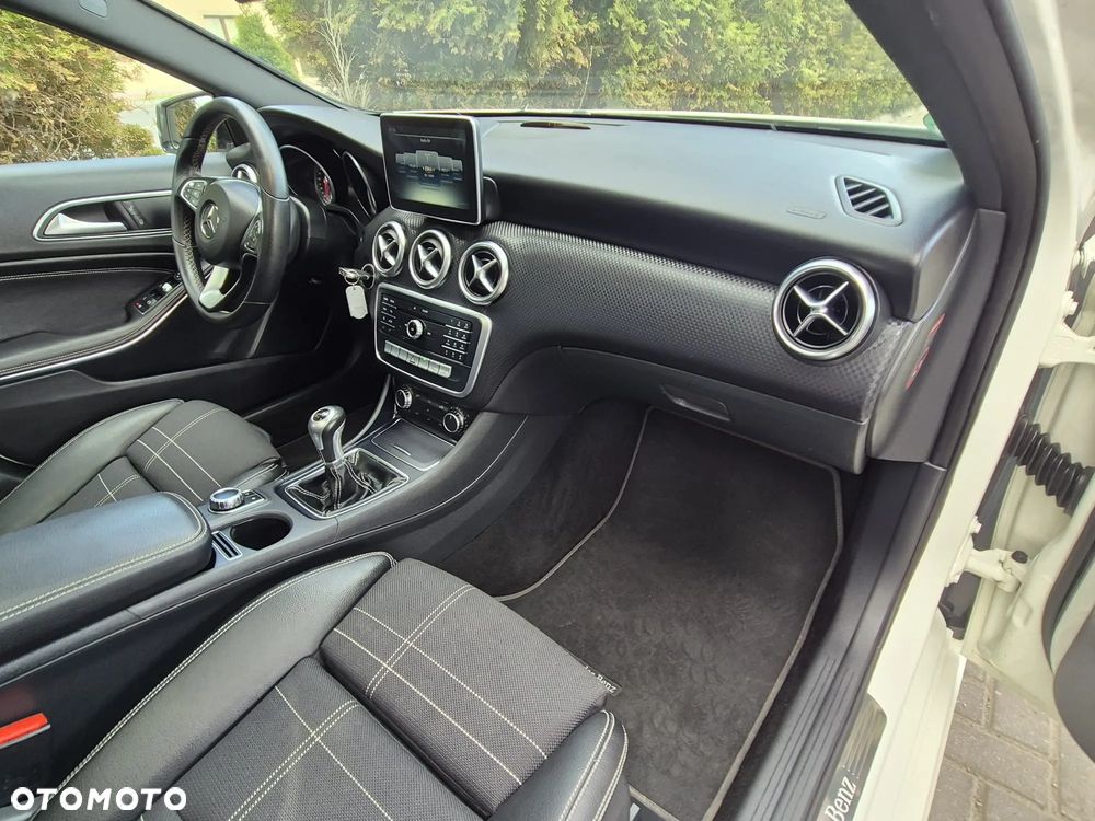 Mercedes-Benz Klasa A 180 Peak Edition - 23