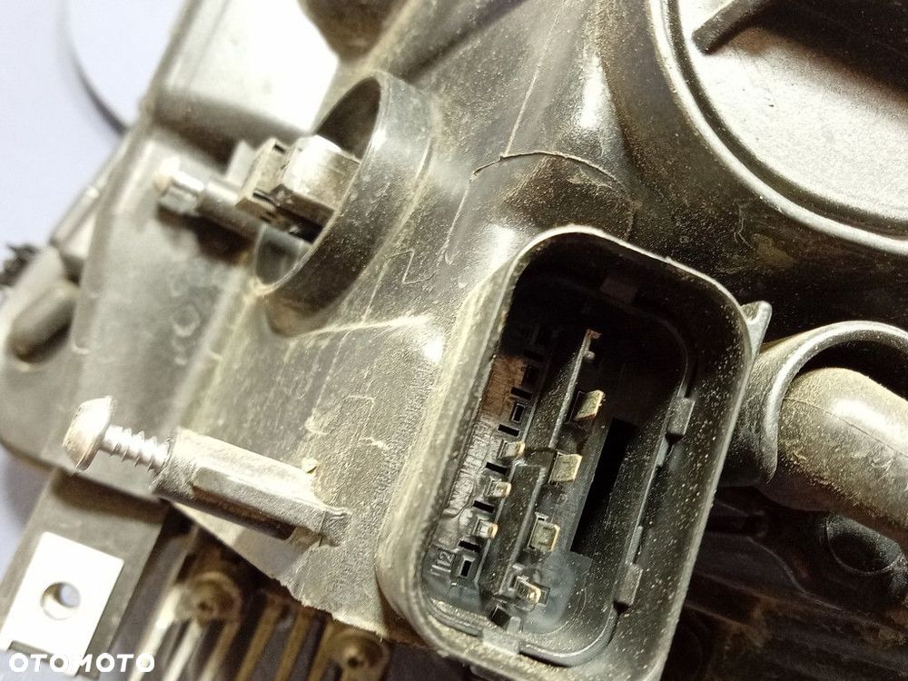 BMW 5 F10 F11  REFLEKTOR PRAWY XENON HELLA 1EL010131-52 EU - 5