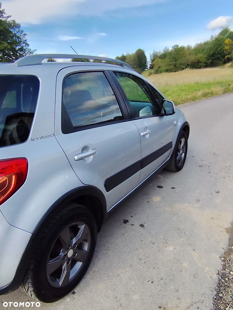 Suzuki SX4 2.0 DDiS Topline Edition 4WD - 7