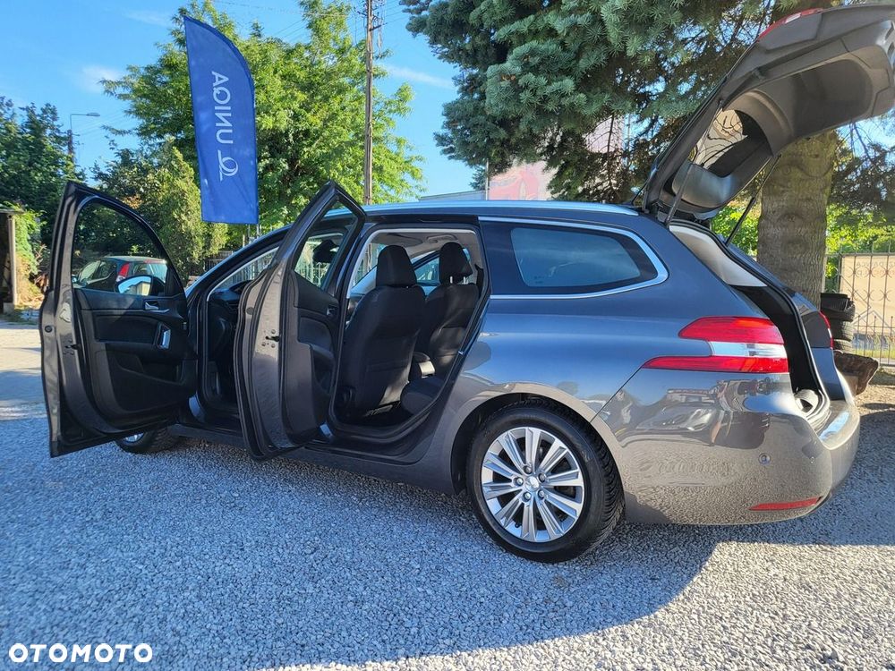 Peugeot 308 - 4