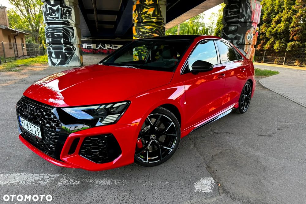 Audi RS3 Limousine - 3