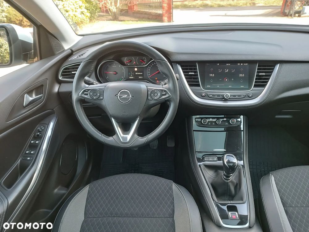 Opel Grandland X 1.6 D Start/Stop INNOVATION - 12