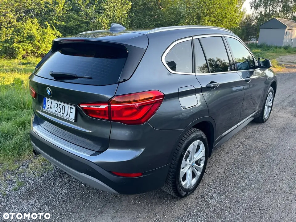 BMW X1 sDrive18i - 2