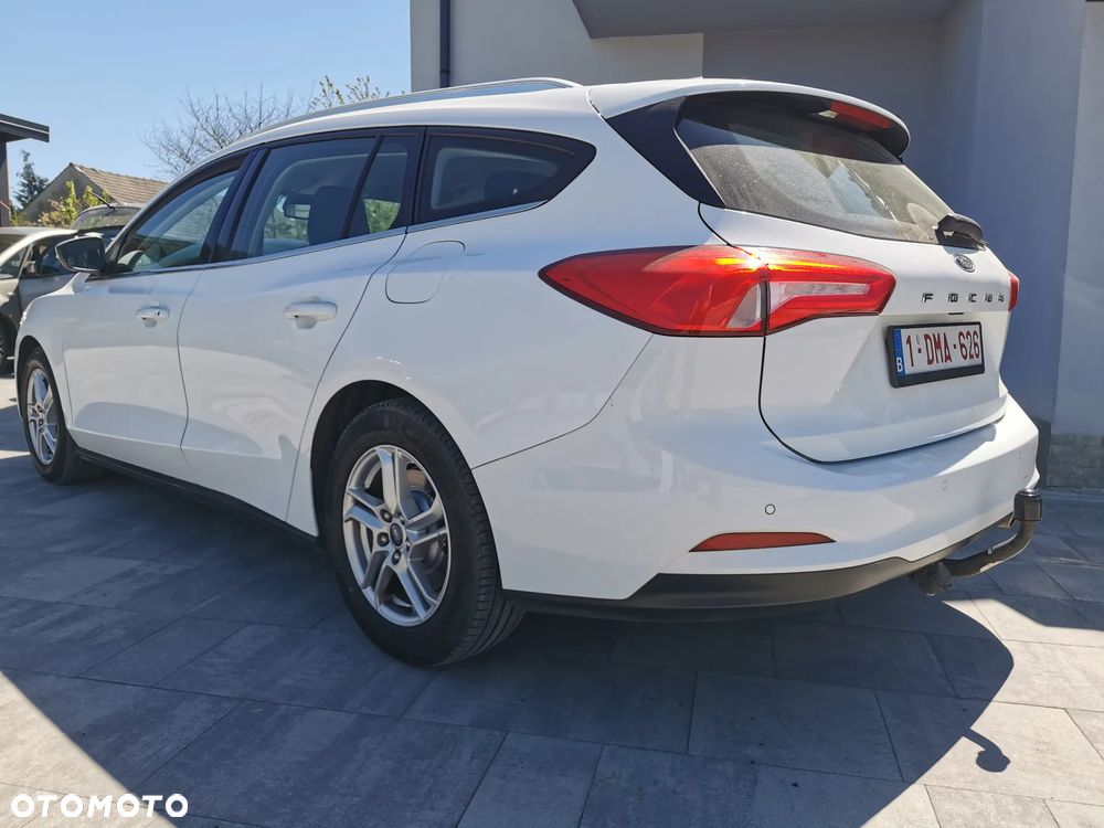 Ford Focus 1.6 FF Titanium - 14