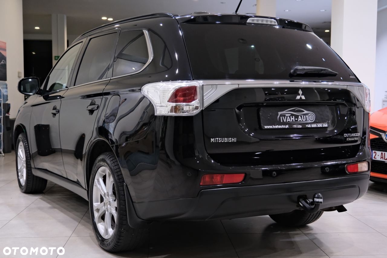 Mitsubishi Outlander 2.2 DI-D 4WD Diamant Edition - 12