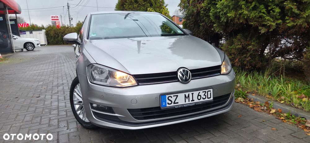 Volkswagen Golf 1.2 TSI BlueMotion Technology Cup - 22