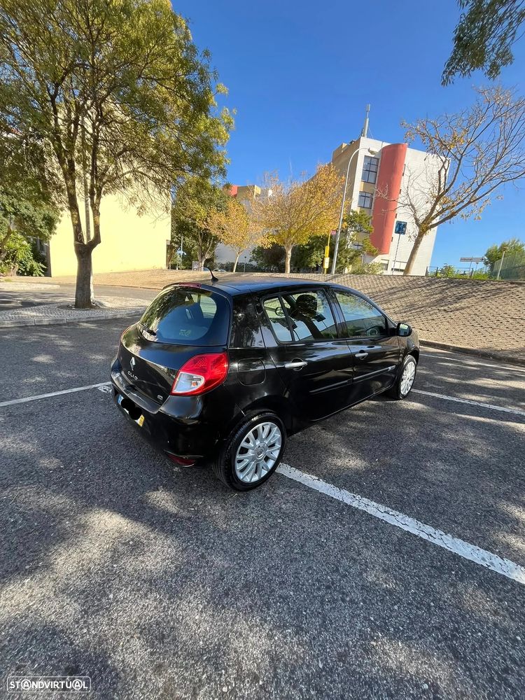 Renault Clio 1.5 dCi GT - 9