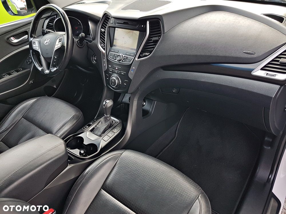 Hyundai Santa Fe 2.2 CRDI 4WD Automatik Premium - 22