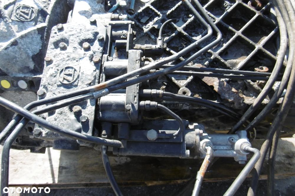 Skrzynia biegów Man TGA ZF 16S1920 06R mały przebieg - 4