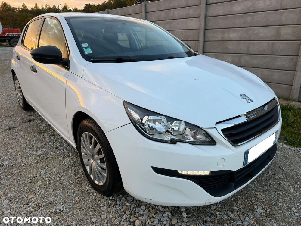 Peugeot 308 2017 photo 2