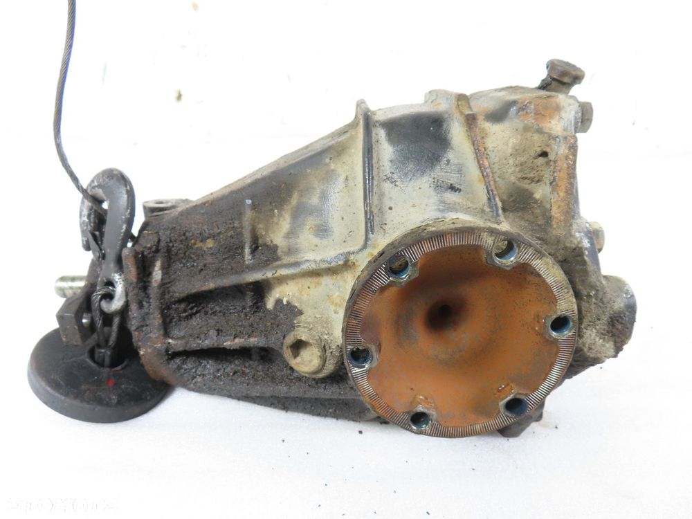 DYFER MERCEDES W202 C 200 D R2013511608 3.91 - 5