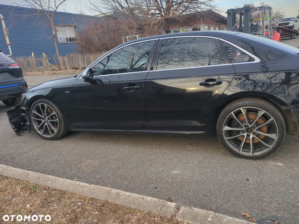 Audi S4 Limousine - 8