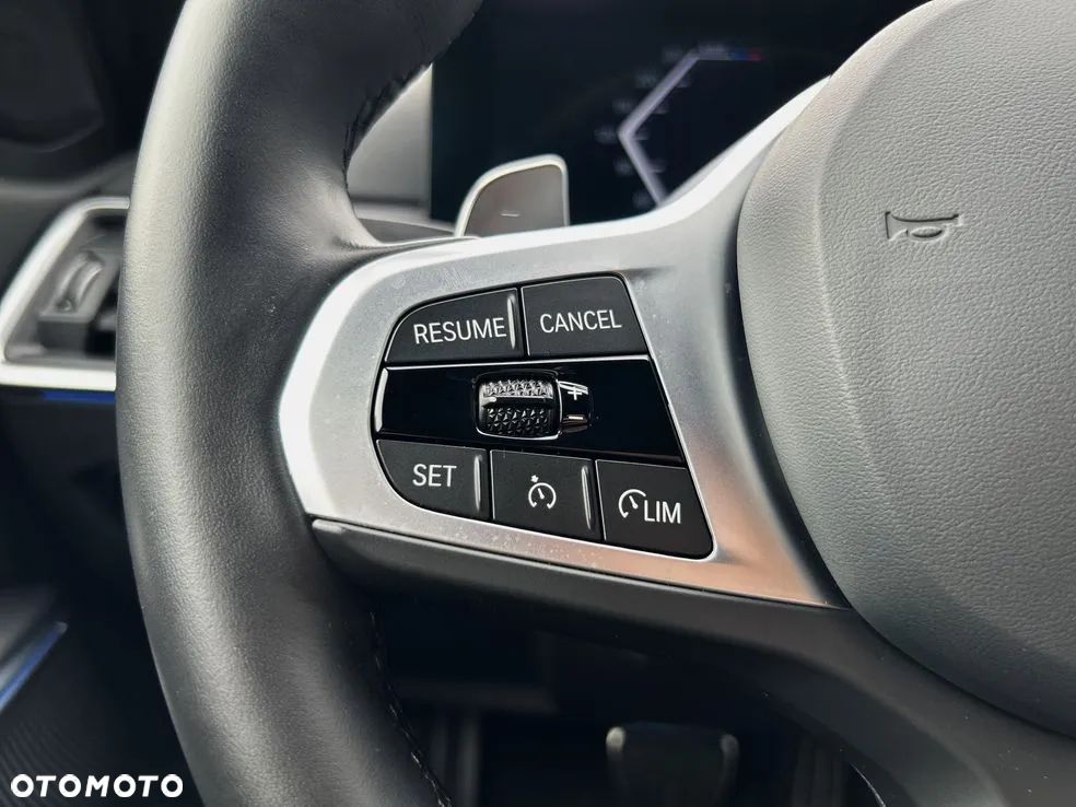 BMW Seria 3 318d M Sport - 21