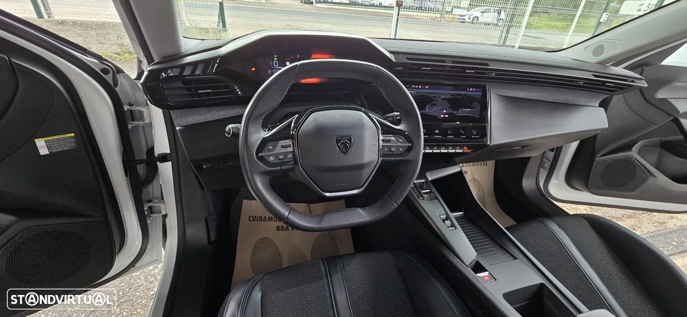 Peugeot 308 BlueHDi 130 EAT8 Allure - 19